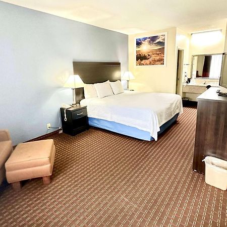 Days Inn By Wyndham Easley West Of Greenville/Clemson Area Экстерьер фото