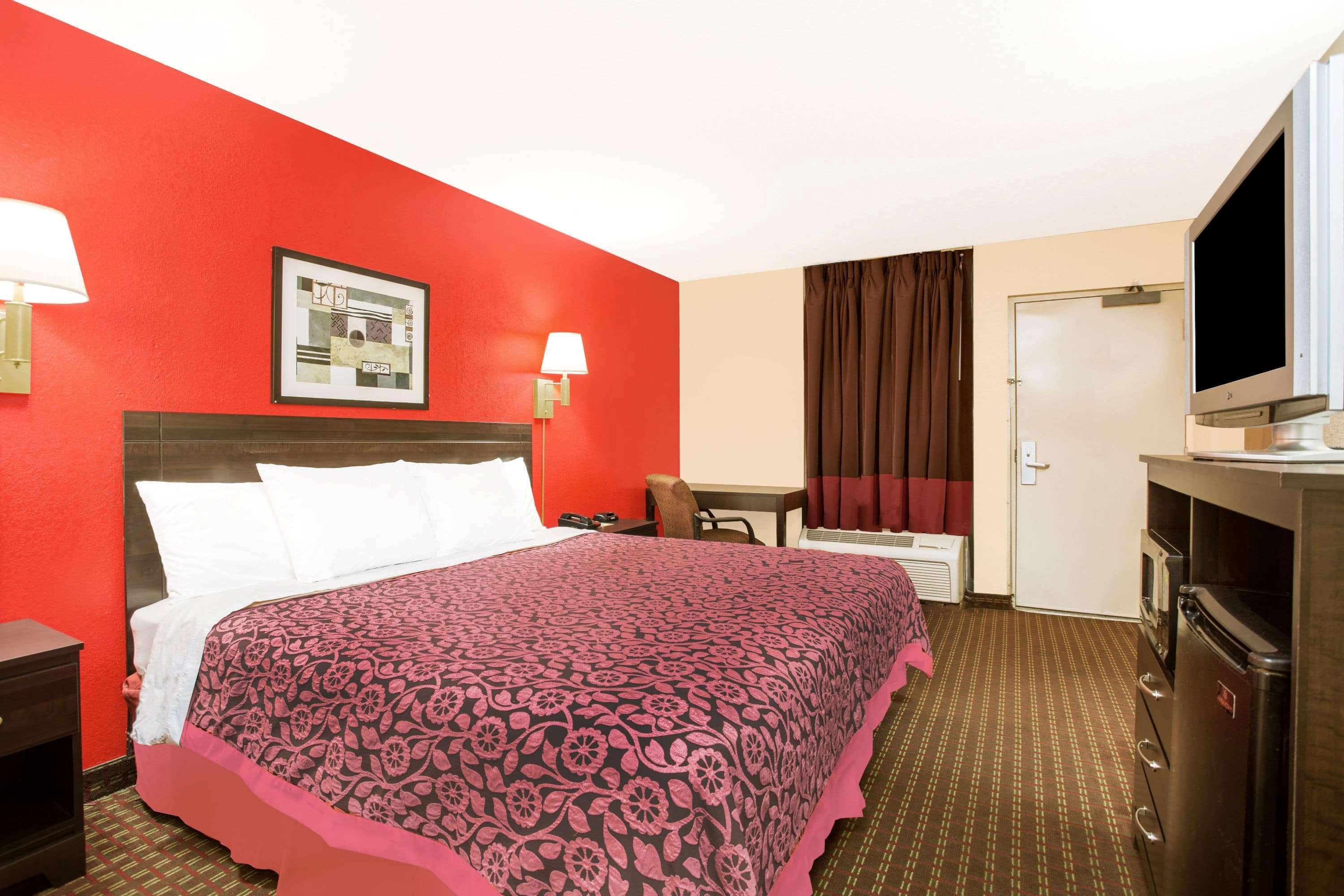 Days Inn By Wyndham Easley West Of Greenville/Clemson Area Экстерьер фото