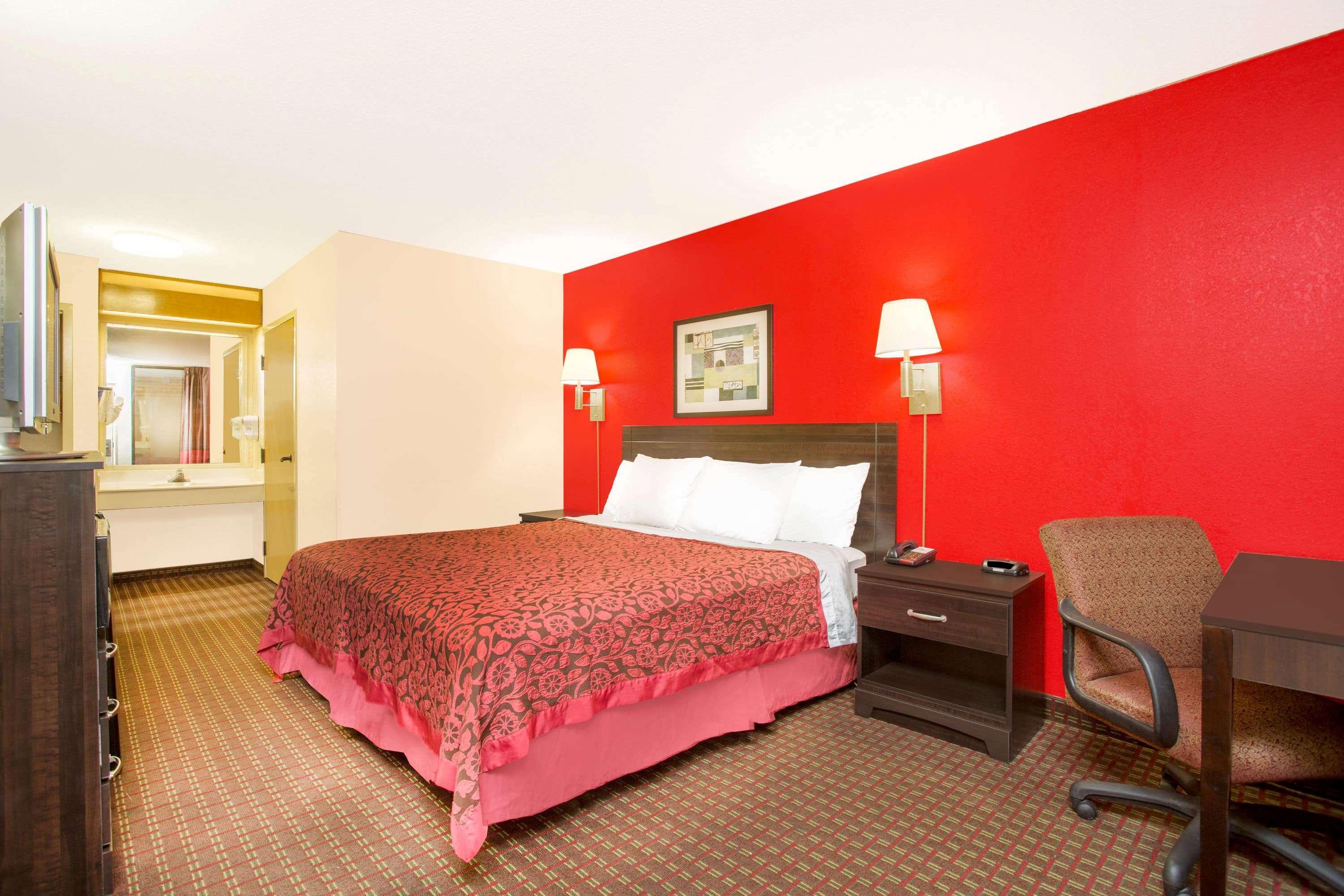 Days Inn By Wyndham Easley West Of Greenville/Clemson Area Экстерьер фото