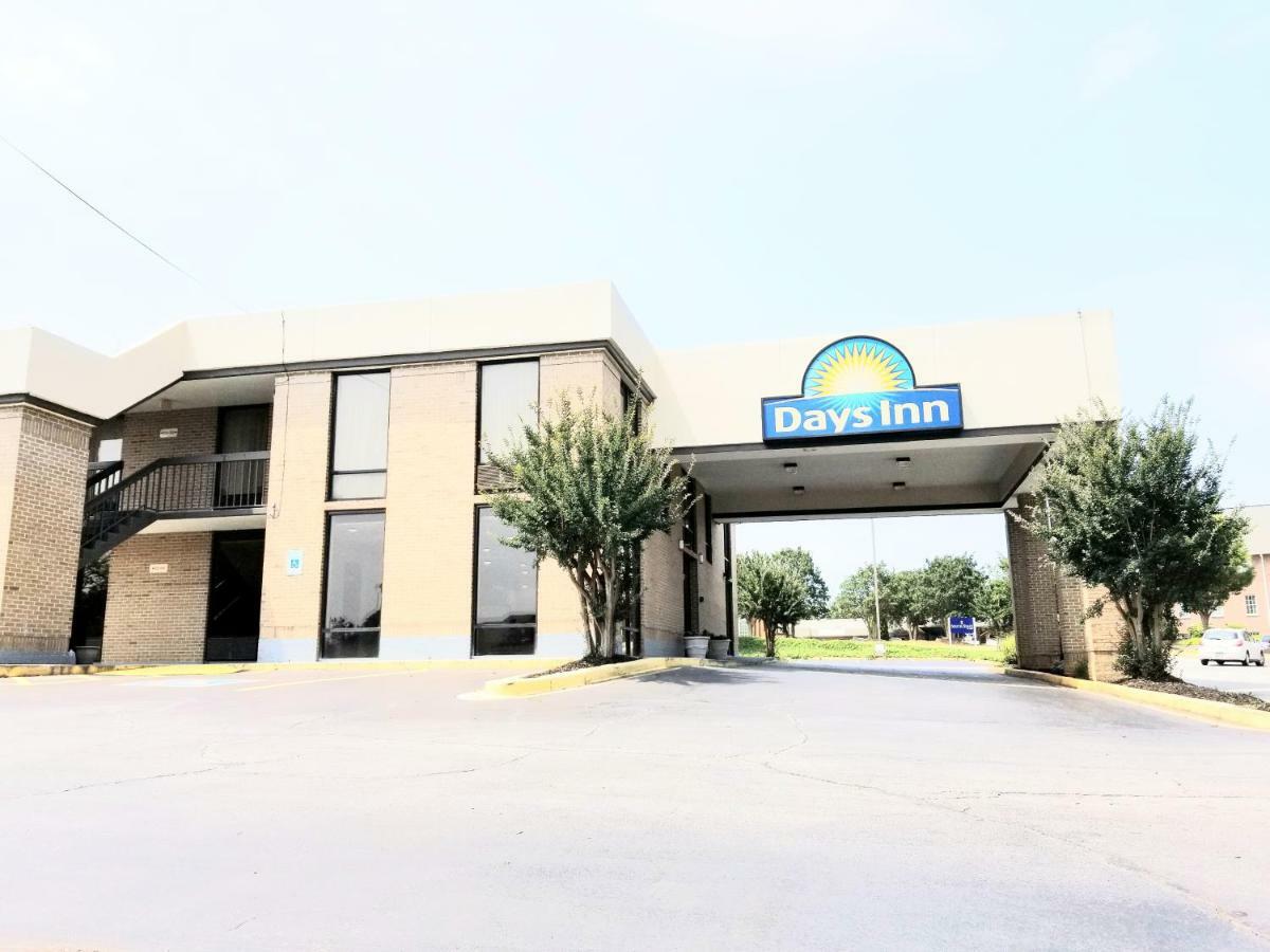 Days Inn By Wyndham Easley West Of Greenville/Clemson Area Экстерьер фото